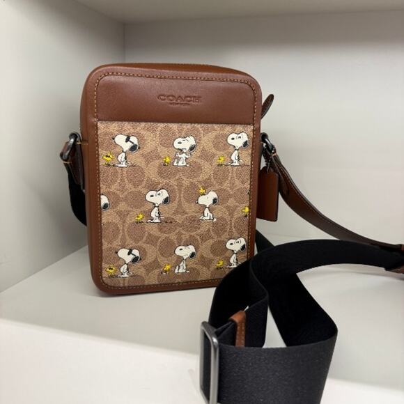 Coach X Peanuts Sullivan Crossbody Bag Signature Canvas With Snoopy Print  CBK48 - Picture 1 of 8